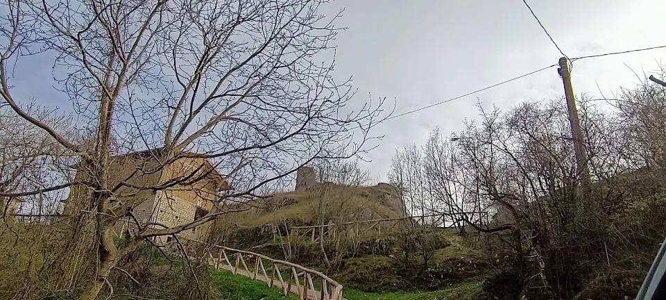 Castello di Sambuco - Torre e ruderi