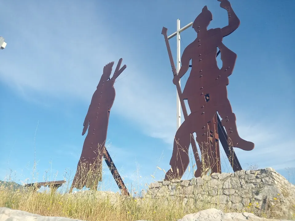 Monte Solo (Statue di Sant'Elena e San Sinforo)