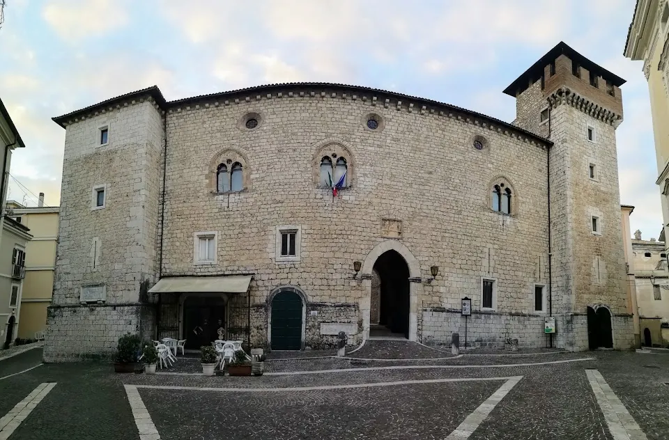 Palazzo Ducale "Cantelmo"