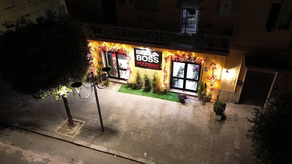 BIGG BOSS PIZZERIA