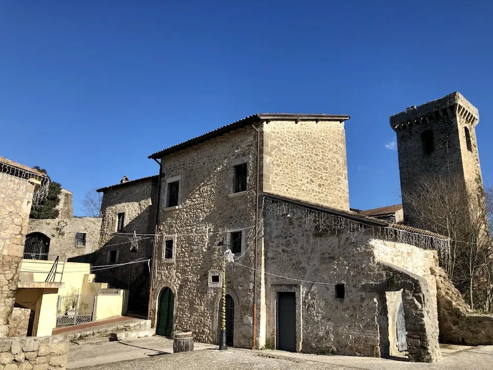 Saint Tommaso House