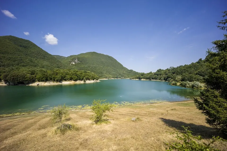 Spiaggia di Paganico Sabino - Lago Turano