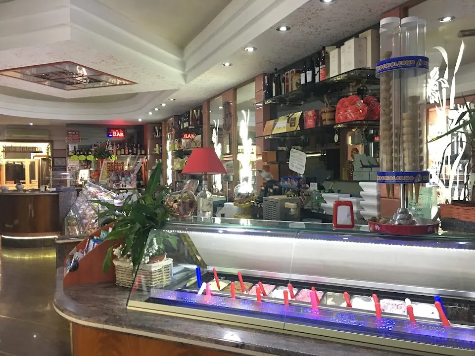 BONUGLIA La Pasticceria Gelateria Bar