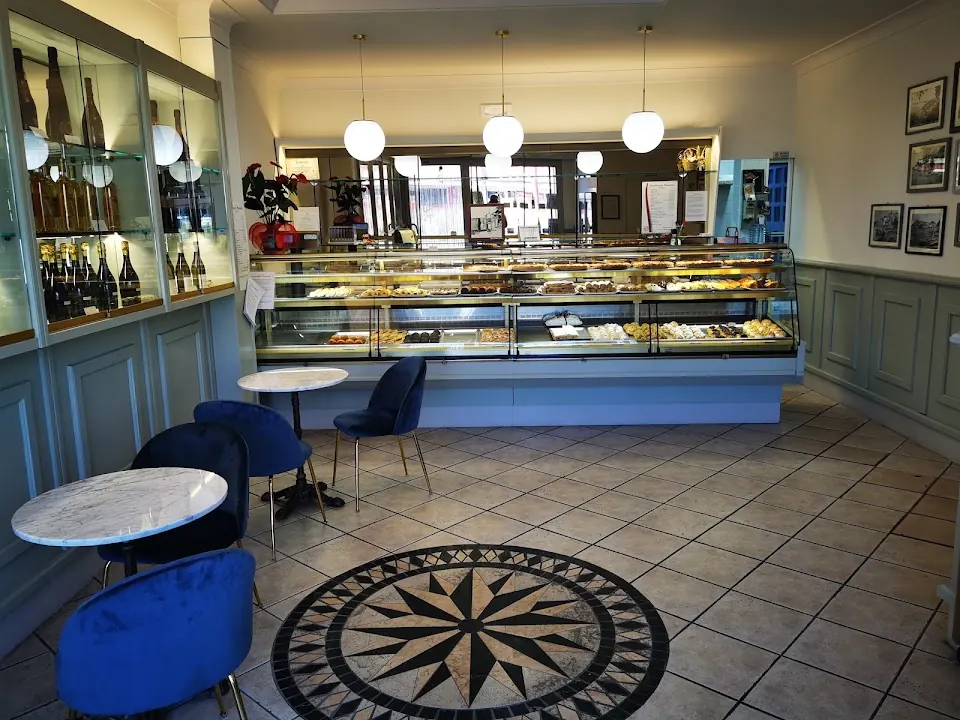 Pasticceria Pomiciò Di Urbani Marco