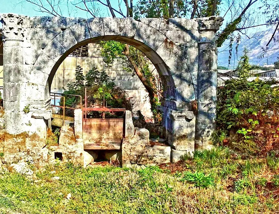 ARCO DI MARCANTONIO