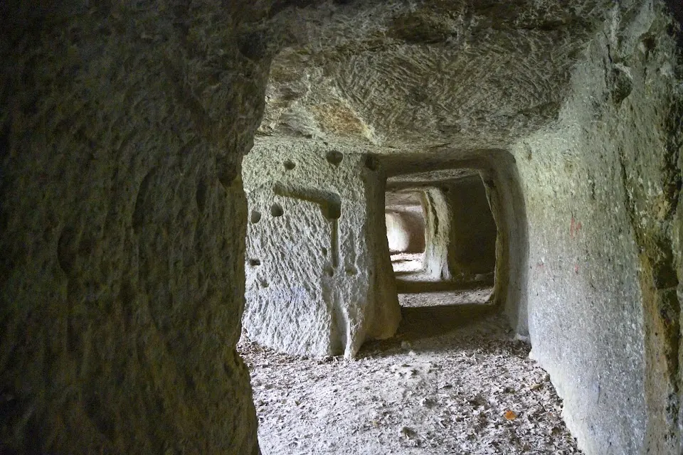 Grotte dei Quadratini e dei Finestroni