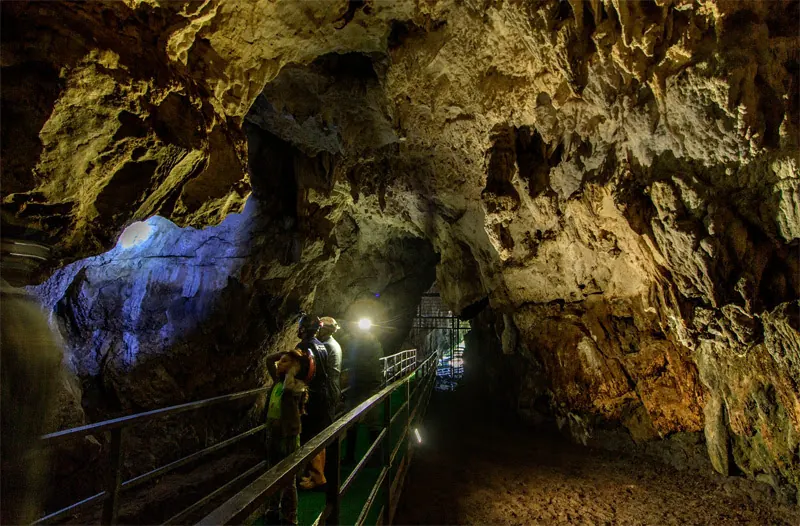 Grotte dell'Arco