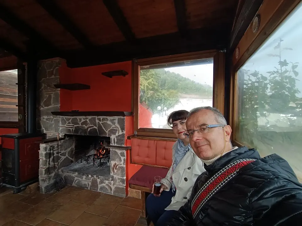 JOHN PEDRO BAR