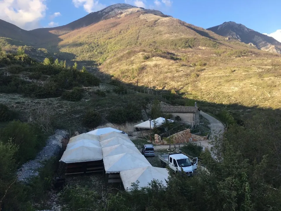 Santuario Madonna del Campo esterno al paese