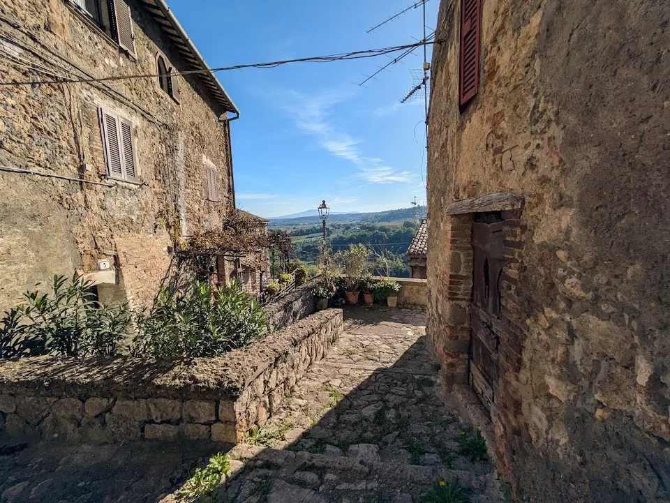Castello di Castiglione in Teverina