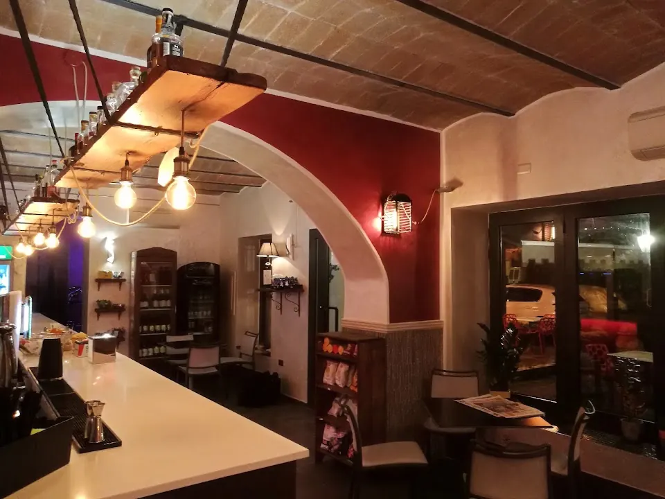 Bar Movida