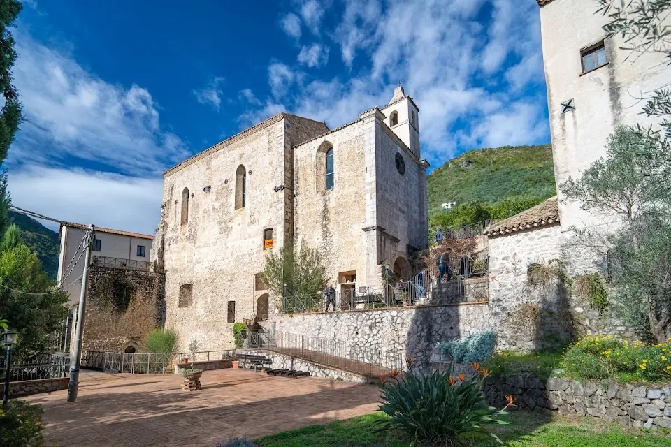 Abbazia di San Magno