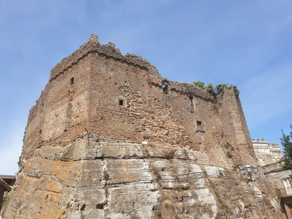 Castello di Arnara
