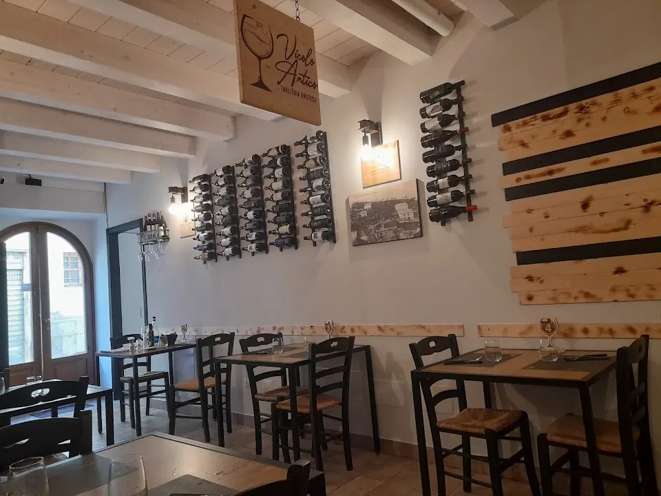 VICOLO ANTICO enotaglieria
